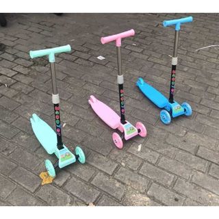 Xe trượt Scooter có đèn phát sáng(loại rẻ)