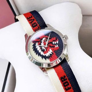 Đồng hồ nữ Guc G-Timeless.