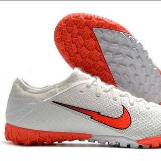 Giày đá bóng vapor 13