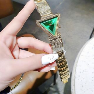 SALE BỎ MẪU HÀNG XI ĐỒNG HỒ NỮ THỜI TRANG GUET MẶT TAM GIÁC DÂY HỘT