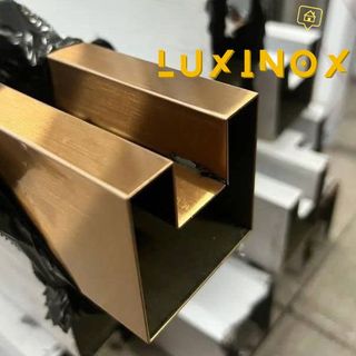 Đẳng Cấp Không Gian Với Nẹp Inox Chữ H Và Đố Kính Mạ PVD Tại Liên Chiểu