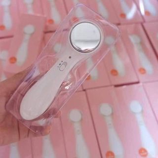 Máy massage mặt ion WFC