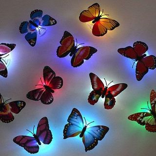 Đèn led dán tường hình bướm 3D