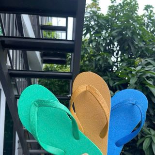 Sỉ Dép Lào Xỏ Ngón 5 Màu Đế Cao Su Non
