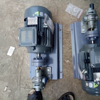 Bơm bánh răng Rotofluid Ấn Độ chuyên dùng cho chất lỏng nhớt