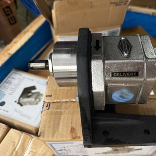 Bơm bánh răng Rotofluid Ấn Độ chuyên dùng cho chất lỏng nhớt