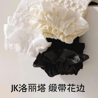 LỐ 10 ĐÔI TẤT ỐNG CHÂN Lolita MÀU TRẮNG- TRẮNG SỮA HOA VĂN VIỀN PHI BÓNG
