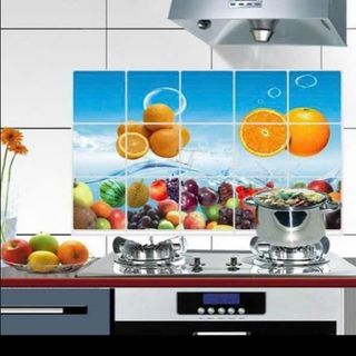 Miếng dán cách nhiệt nhà bếp chống dầu mỡ 50x70cm có keo dán