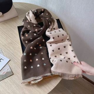 Khăn choàng len hoạ tiết trái tim size 190*60cm