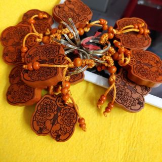 Móc khóa gỗ đủ mẫu mix ngẫu nhiên đủ mẫu