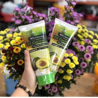 Sữa rửa mặt bơ kiểm soát dầu Aron Whitening Oil Control