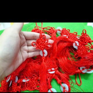 Dây treo phong thủy đẹp nè màu đỏ