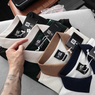 Polo nam cao cấp. Chất vải pique xuất dư, mịn đẹp dày dặn. Sờ vải là thích. Logo thêu sét nét - trẻ trung. Đơn giản