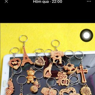 Móc khóa giả gỗ rất xinh nhiều mẫu