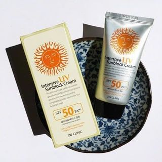 Kem Chống Nắng 3W Clinic Intensive UV Sunblock Cream Hàn Quốc 70ml.