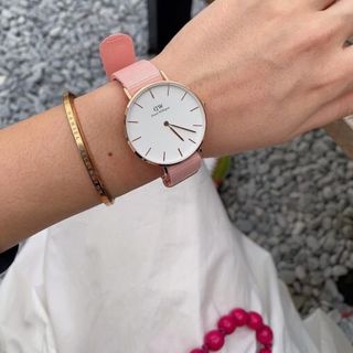 ĐỒNG HỒ NỮ CAO CẤP DANIEL W PETITE NATO HỒNG MẶT TRÒN FULLBOX TEM
