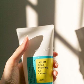Sữa Rửa Mặt Cosrx Low PH Good Morning Gel Cleanser 150ml.