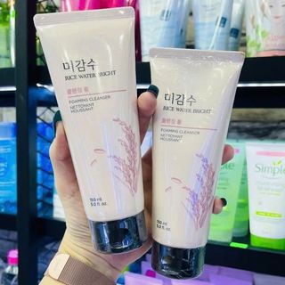 Sữa rửa mặt gạo Rice Water Bright Cleansing Foam.