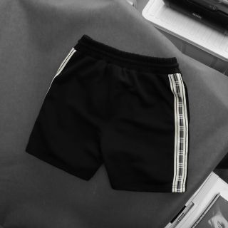 Quần Short thun nam. Chất NỈ CUA CHÍNH PHẨM , co giãn , thắm hút tốt , bảng màu nhu , dễ bán , phom chuẩn