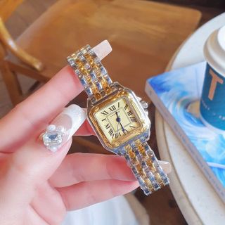 SALE BỎ MẪU HÀNG XI ĐỒNG HỒ NAM NỮ TRUNG CẤP CATIƠR MẶT VUÔNG TRƠN