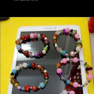 Vòng tay phong thủy xinh nhiều màu sắc