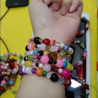 Vòng tay phong thủy xinh nhiều màu sắc