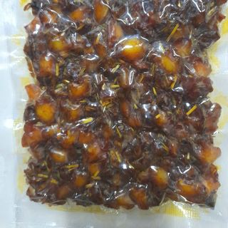 Thịt sò rim mặn ngọt: (nhà làm)