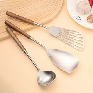 Sét 3 thìa inox thép không gỉ ăn lẫu ,chiên xào nấu nướng cán gỗ cầm tay tiện lợi