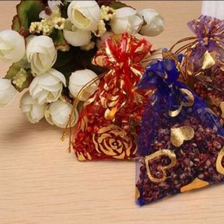 Túi thơm nè có nhiều mùi nhe