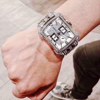 ĐỒNG HỒ NAM CAO CẤP PULOVA CRYSTAL ĐÍNH HỘT XOÀN DEMI VÀNG MẶT CHỮ NHẬT