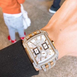 ĐỒNG HỒ NAM CAO CẤP PULOVA CRYSTAL ĐÍNH HỘT XOÀN DEMI VÀNG MẶT CHỮ NHẬT