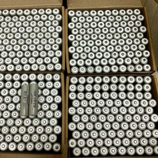 Pin sạc 3,7v 18650 dùng cho loa phóng thanh,máy craven,micro loại tốt( UNPLUT xám ) giá sỉ - giá bán buôn