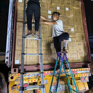 Tuyển đại lí đèn năng lượng mặt trời