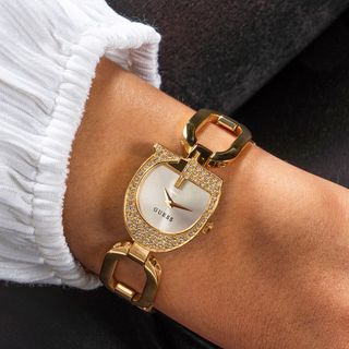ĐỒNG HỒ NỮ CAO CẤP GUECC DÂY LẮC PHIÊN BẢN KỈ NIỆM