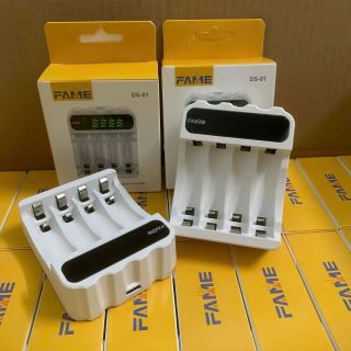 Dock sạc pin 2A, 3A Fame DS01