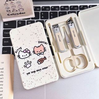 Bộ 5 Món Bấm Móng Tay , Dụng Cụ Cắt Móng Tay Siêu Bén Bằng Thép Không Rỉ