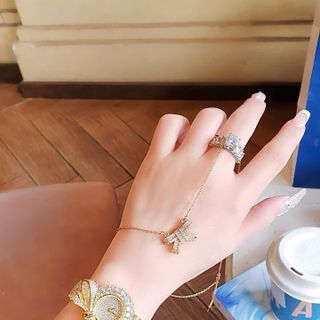 SET ĐỒNG HỒ NỮ CHÍNH HÃNG FUNMEI F014 FULL ĐÁ FULLBOX TEM