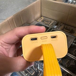 Sạc dự phòng 10.000mah ZH26 kèm cáp
