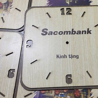 Đồng hồ gỗ treo tường kích thước 27x27cm khắc logo theo yêu cầu