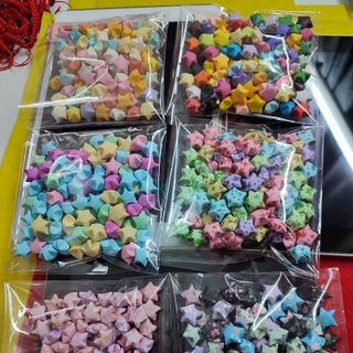Ngôi sao giấy xếp sẵn mix nhiều màu sắc