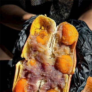 BÁNH PÍA SONG VỊ 580GR 8 TRỨNG – NGỌT THANH, DẺO THƠM, CHUẨN VỊ GIA TRUYỀN - WINNIE HOUSE