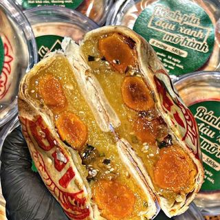 BÁNH PÍA MỠ HÀNH 8 TRỨNG – SIÊU KHỦNG 580GR - WINNIE HOUSE