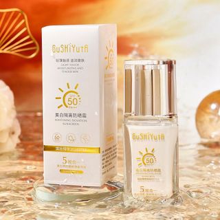 Kem chống nắng GuShiyuta SPF50 PA+++ Dưỡng trắng, cách ly tia UV, giữ ẩm, bảo vệ da 5 trong 1 (30ml).