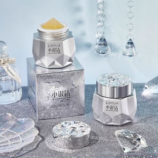 Kem Dưỡng Da GuShiyuta Silver Diamond 50g – Trẻ Hóa, Làm Mờ Nếp Nhăn & Săn Chắc Da