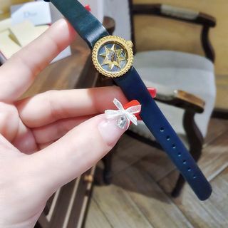 ĐỒNG HỔ NỮ CAO CẤP DIOD DÂY DA MẶT NGÔI SAO XANH VÀ ĐEN