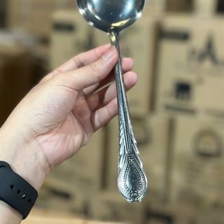 Thìa Inox Cán Dài Họa Tiết (Thùng 2000 Cái)