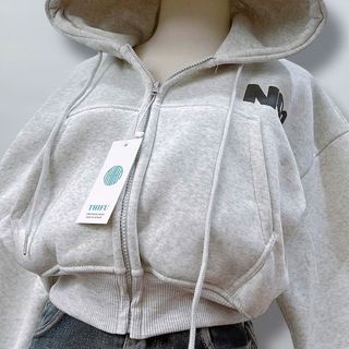 Áo Khoác Lửng Mới Về In No1 - Sành Điệu và Tiện Lợi!