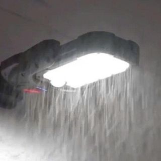 ĐÈN NĂNG LƯỢNG MẶT TRỜI 8 LED DC 938