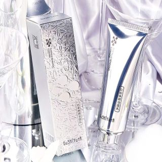 Sữa Rửa Mặt GuShiYuTa Platinum Cleanser Renewing 120g – Làm Sạch Sâu, Dưỡng Trắng & Phục Hồi Da
