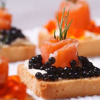 Trứng cá đen 220g Tsar Caviar Europrom